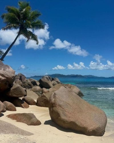 Félicité Island в июне — фото погоды (2026-06-15)