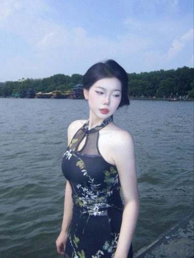 West Lake в августе — фото погоды (2025-08-19)