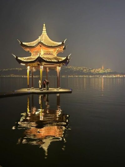 West Lake в феврале — фото погоды (2026-02-17)