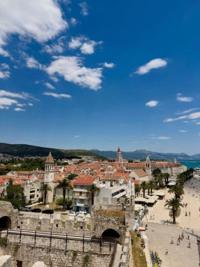Trogir, Croatia в июле — фото погоды (2026-07-09)