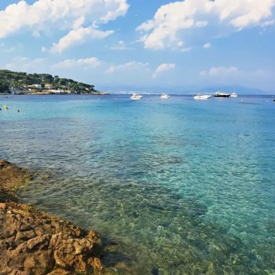 Antibes в июле — фото погоды (2026-07-24)