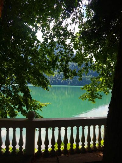 Lake Ritsa в июле — фото погоды (2026-07-20)