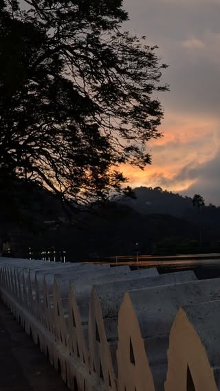 Kandy Lake в октябре — фото погоды (2025-10-27)
