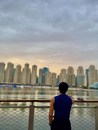 Jumeirah Beach-The Walk в апреле — фото погоды (2026-04-15)