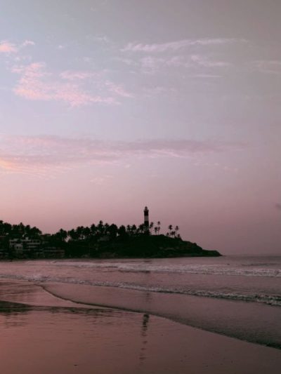 Kovalam Beach в апреле — фото погоды (2026-04-10)