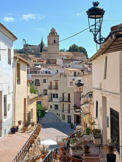 Polop, Valenciana, Spain — фото погоды в июне (2026-06-04)