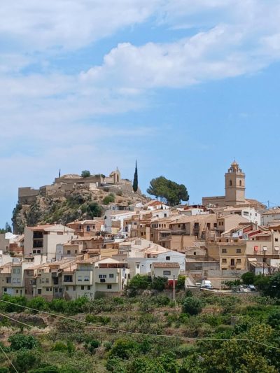 Polop, Valenciana, Spain — фото погоды в июне (2026-06-04)
