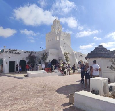Erriadh, Madanin, Tunisia в сентябре — фото погоды (2025-09-16)