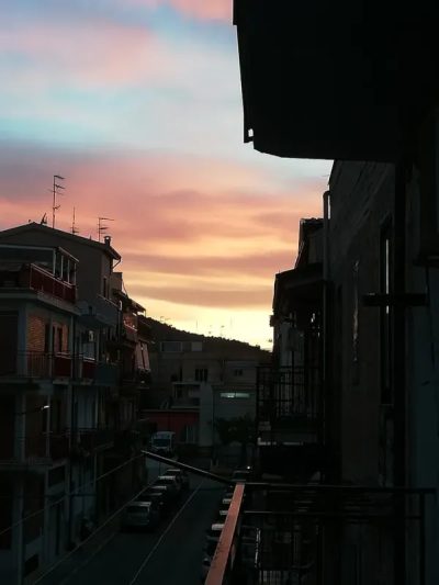 Finale, Sicilia, Italy в июне — фото погоды (2026-06-04)