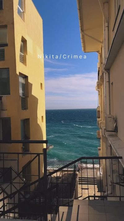 Nikita, Crimea в октябре — фото погоды (2025-10-30)
