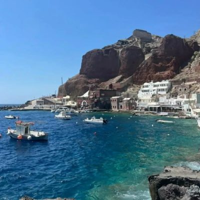 Bay Of Ammoudi, Santorini Greece в августе — фото погоды (2025-08-21)