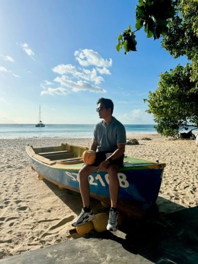 Mahé, Beau Vallon, Seychelles в августе — фото погоды (2025-08-23)