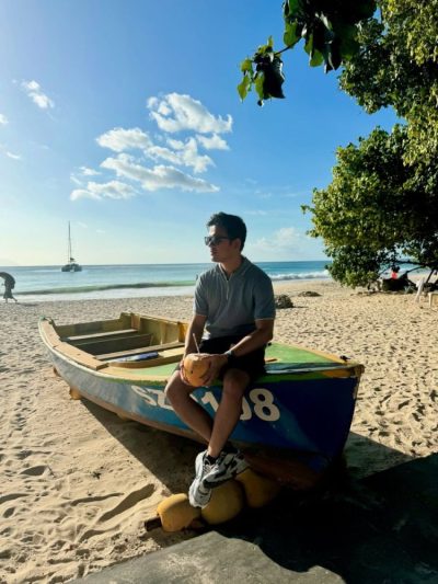 Mahé, Beau Vallon, Seychelles в августе — фото погоды (2025-08-23)