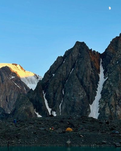 Basecamp Aktru в июле — фото погоды (2025-07-09)
