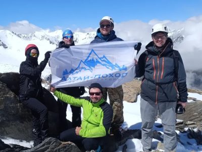 Basecamp Aktru в сентябре — фото погоды (2025-09-14)