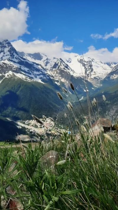 Dombay, Karachay-Cherkess Republic в июне — фото погоды (2026-06-22)