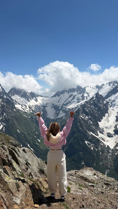 Dombay, Karachay-Cherkess Republic в июле — фото погоды (2026-07-21)