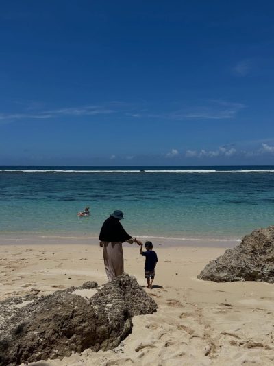 Gunung Payung Secret Beach в апреле — фото погоды (2026-04-06)
