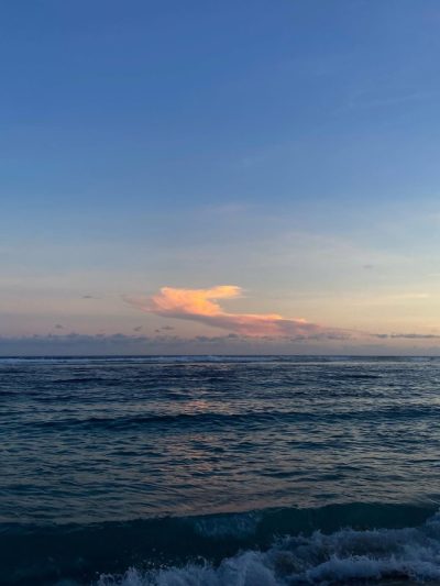 Gunung Payung Secret Beach в апреле — фото погоды (2026-04-29)