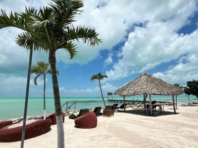 Sunset Palace Beach Club — фото погоды в апреле (2024-04-15)