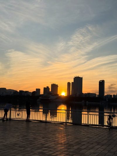 Dragon Bridge (Da Nang) в июле — фото погоды (2026-07-18)