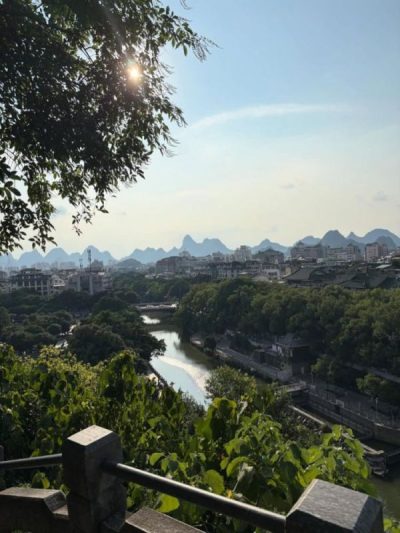 Guilin в июне — фото погоды (2026-06-12)