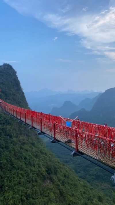 Yangshuochen, Guangxi, China в октябре — фото погоды (2025-10-15)