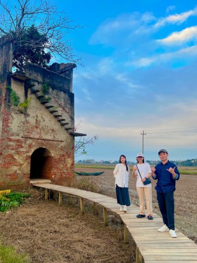 LÒ GẠCH CŨ - Farm, Food, Coffee, Home & More в декабре — фото погоды (2025-12-05)