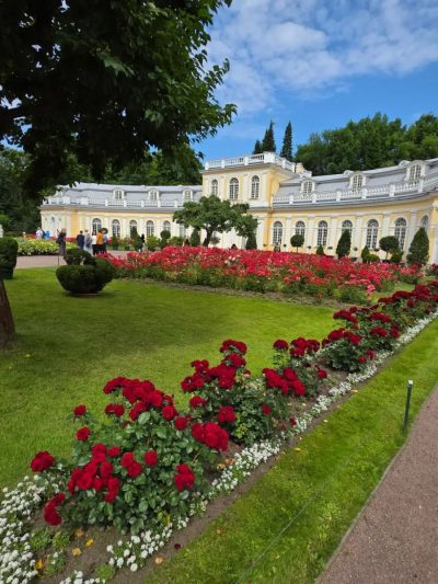 Petergof, Sankt-Peterburg, Russia в июле — фото погоды (2026-07-16)