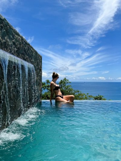 AQUA Boutique Hotel — фото погоды в апреле (2026-04-15)