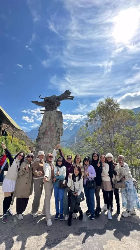 Погода в Tiger Leaping Gorge, Shangri La, Yunnan