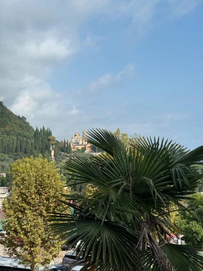 Akhali At'Oni, Abkhazia, Georgia в августе — фото погоды (2025-08-07)