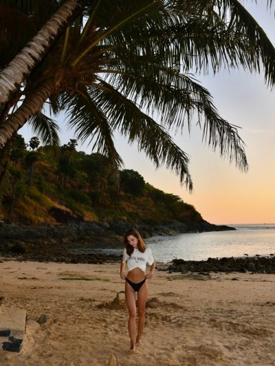 Nai Harn Beach в феврале — фото погоды (2026-02-22)