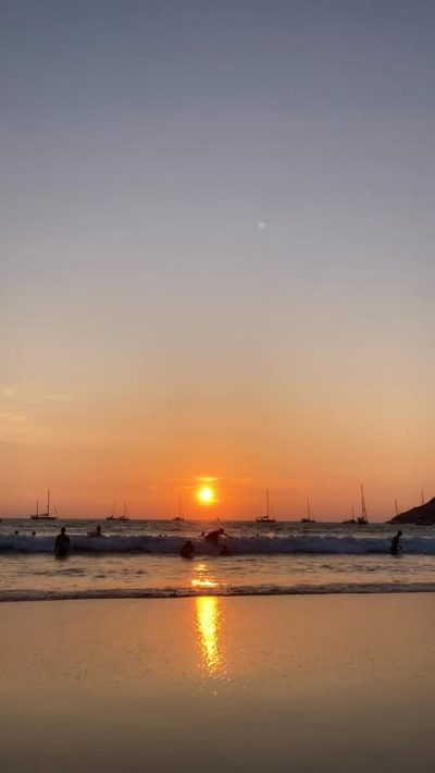 Nai Harn Beach в феврале — фото погоды (2026-02-25)