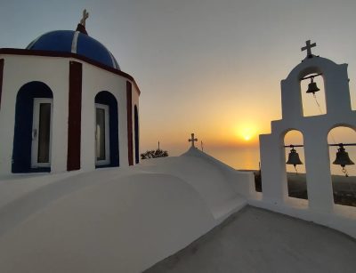 Thirasía, Kikladhes, Greece в марте — фото погоды (2026-03-09)