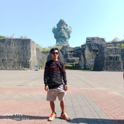 Patung Garuda Wisnu Kencana в сентябре — фото погоды (2025-09-27)