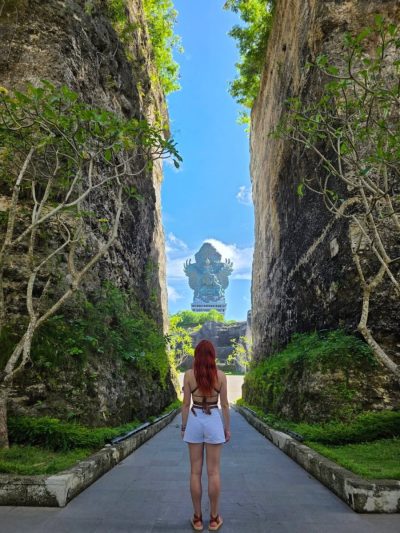 Patung Garuda Wisnu Kencana в феврале — фото погоды (2026-02-18)