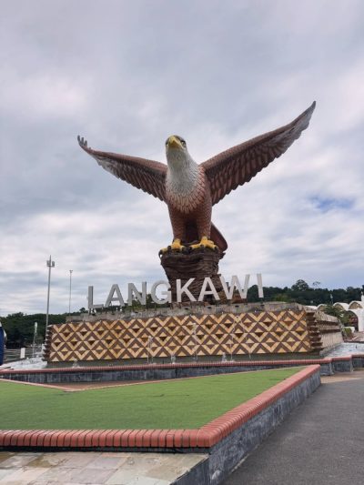 Dataran Lang в июле — фото погоды (2026-07-16)