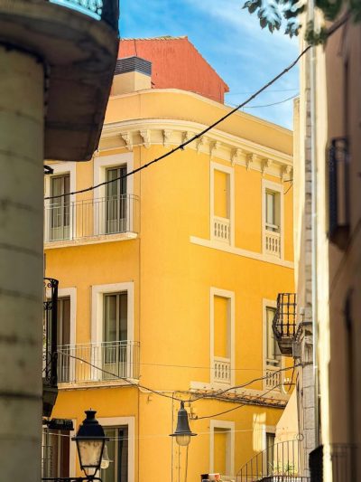 Girona, Costa Brava, Spain — фото погоды в апреле (2026-04-28)