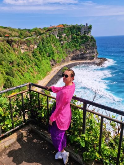 Pura Luhur Uluwatu в апреле — фото погоды (2026-04-01)