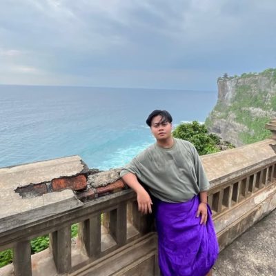 Pura Luhur Uluwatu в апреле — фото погоды (2026-04-09)