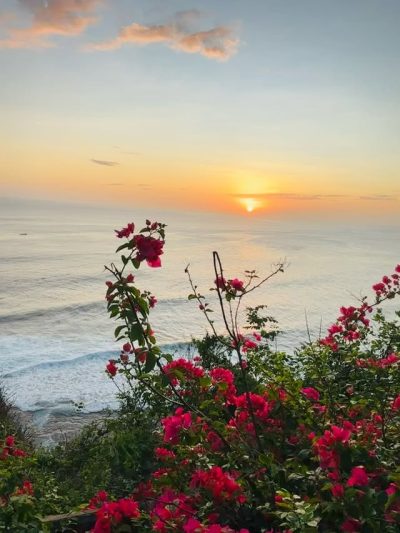 Pura Luhur Uluwatu в июне — фото погоды (2026-06-05)