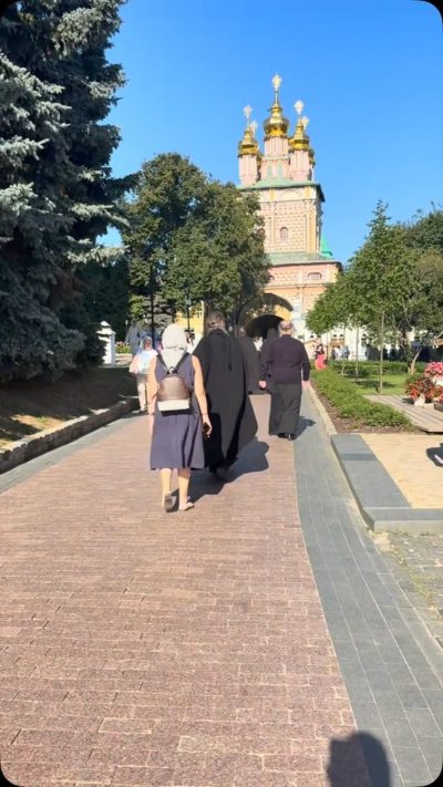 Свято-Троицкая Сергиева Лавра / Троице-Сергиева Лавра / St. Sergius Lavra в июле — фото погоды (2026-07-22)