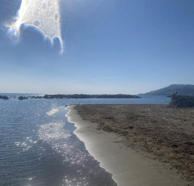 Spiaggia Arma Di Taggia в октябре — фото погоды (2025-10-12)