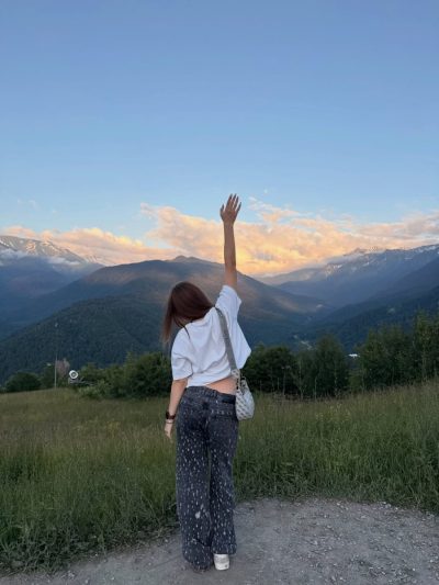 Rosa Khutor Extreme Park в июле — фото погоды (2026-07-12)