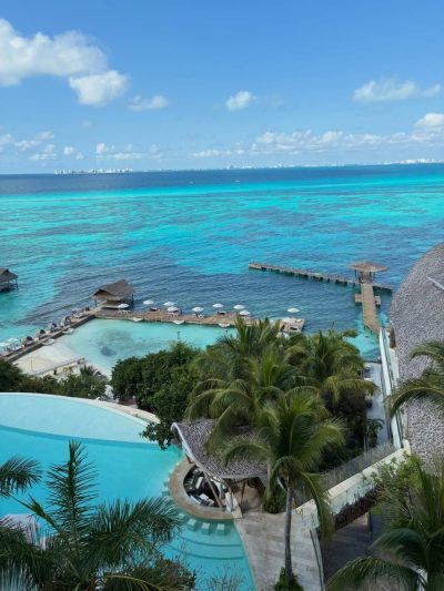 Impression Isla Mujeres by Secrets в апреле — фото погоды (2026-04-27)