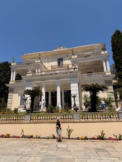 Achillion Palace, Corfu в июле — фото погоды (2026-07-15)