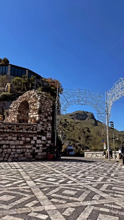 Castelmola, Sicily, Italy в мае — фото погоды (2026-05-11)