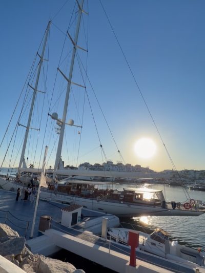 Puerto Banus Harbour в мае — фото погоды (2026-05-19)