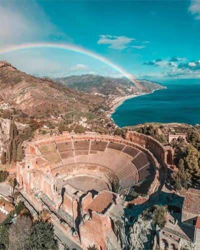 Teatro Antico Taormina в октябре — фото погоды (2025-10-05)
